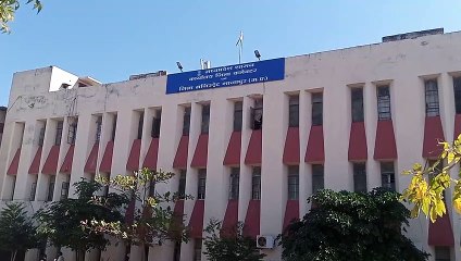 शराब के अवैध परिवहन में प्रयुक्त बोलेरो वाहन का अधिहरण