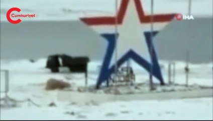 Rusya'da şantiyelere inen kutup ayıları paniğe neden oldu