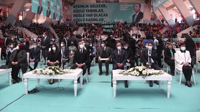 ADANA - Aile, Çalışma ve Sosyal Hizmetler Bakanı Selçuk, AK Parti İl Kadın Kolları Kongresi'nde konuştu