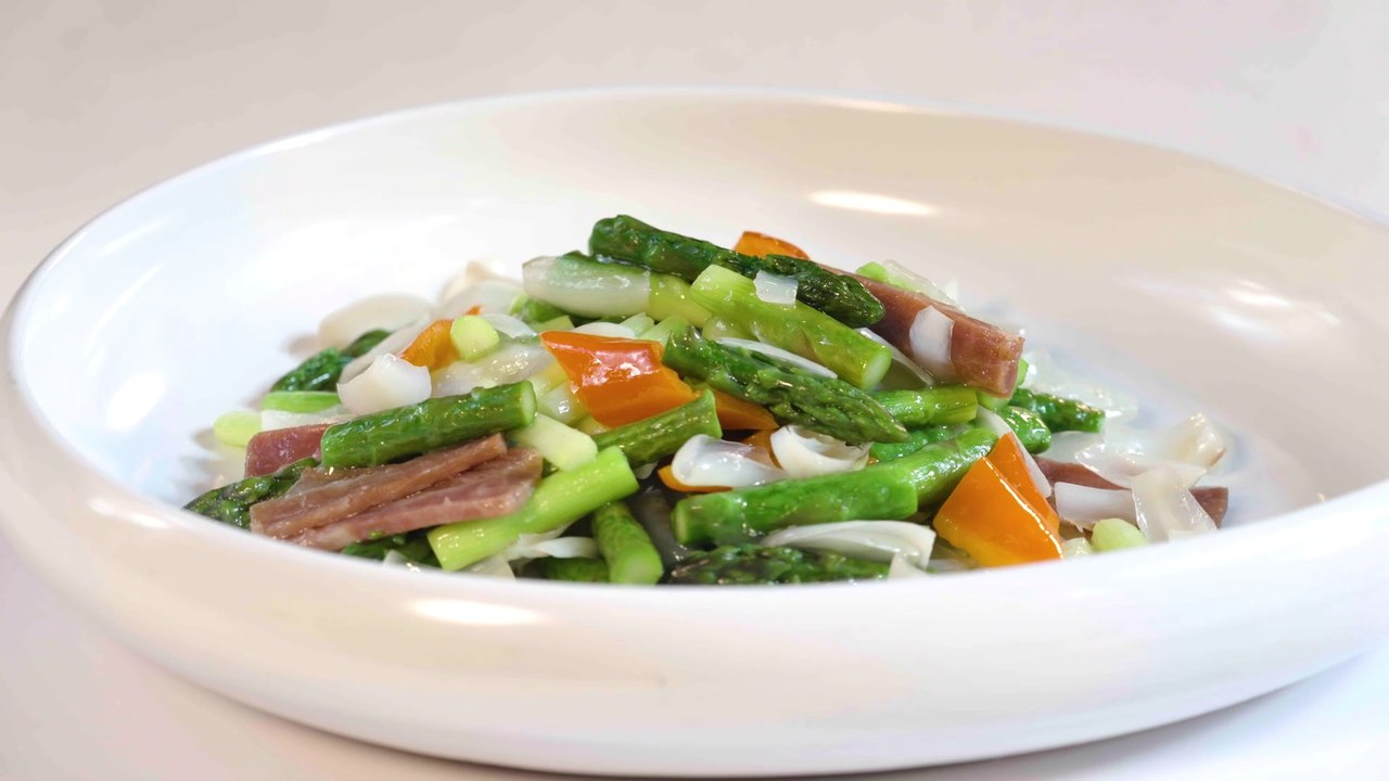 6⃣️芦笋百合 Asperges aux pétales de lys blancs (Huaiyang)