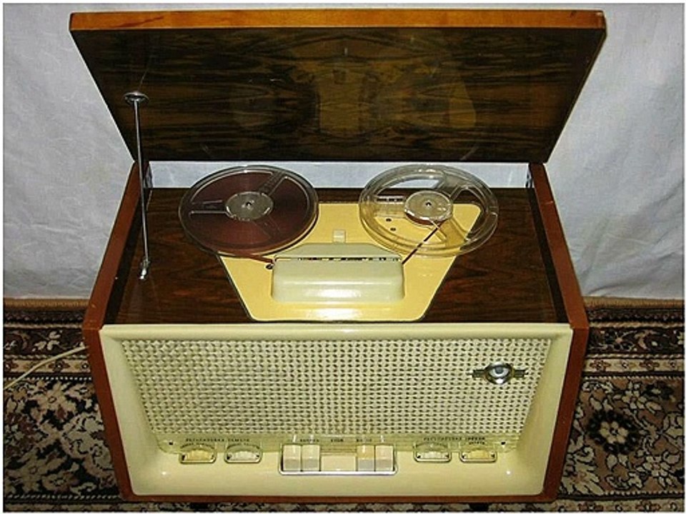 Eszti Kovács "Pancsoló kislány" (1959)