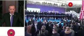 Stadyum açılışına katılan Cumhurbaşkanı Erdoğan peyzaj çalışmalarında 'eksiklik' görünce...