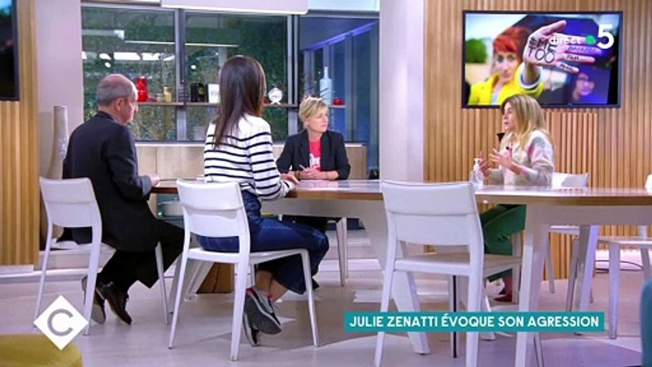 La chanteuse Julie Zenatti dénonce dans « C à vous » la « remise en parole des victimes » d’agressions - VIDEO