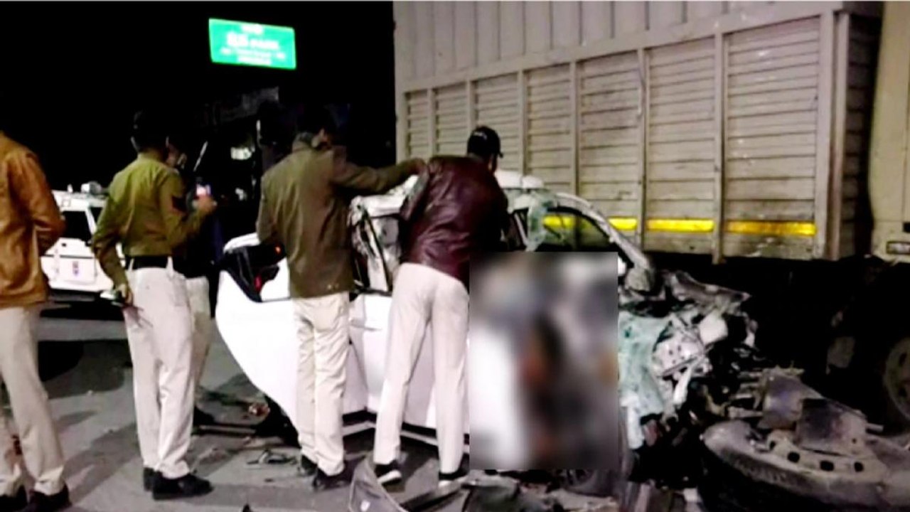3 accidents claim 12 lives in Indore, Katihar and Deoghar