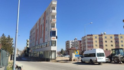 Bu binayı gören bir kez daha bakıyor