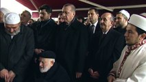 İSTANBUL - ARŞİV - Türkiye'nin önde gelen hadis alimlerinden Muhammed Emin Saraç vefat etti