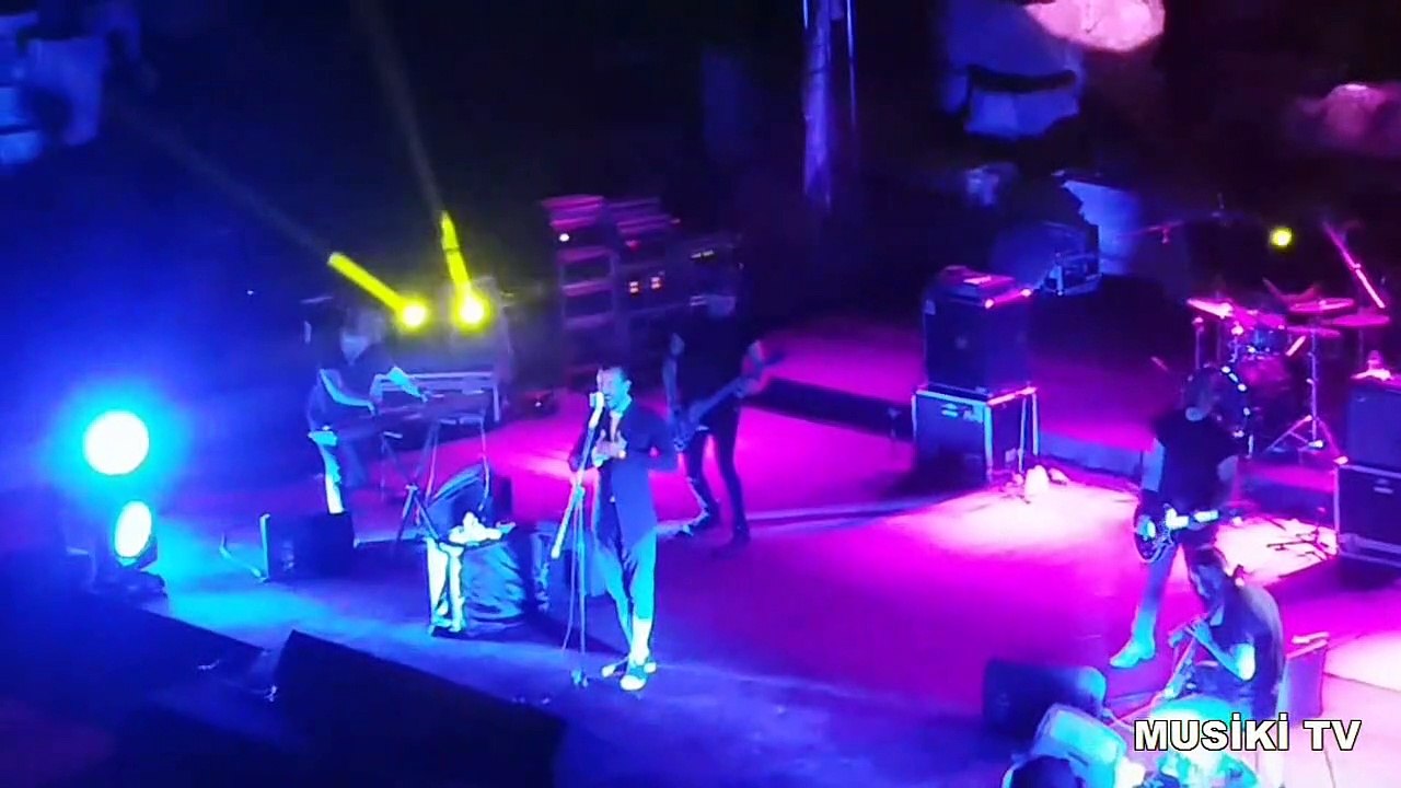 CEM ADRİAN - Sarı Gelin türküsü (Konser/Canlı) @Side Antik Tiyatro