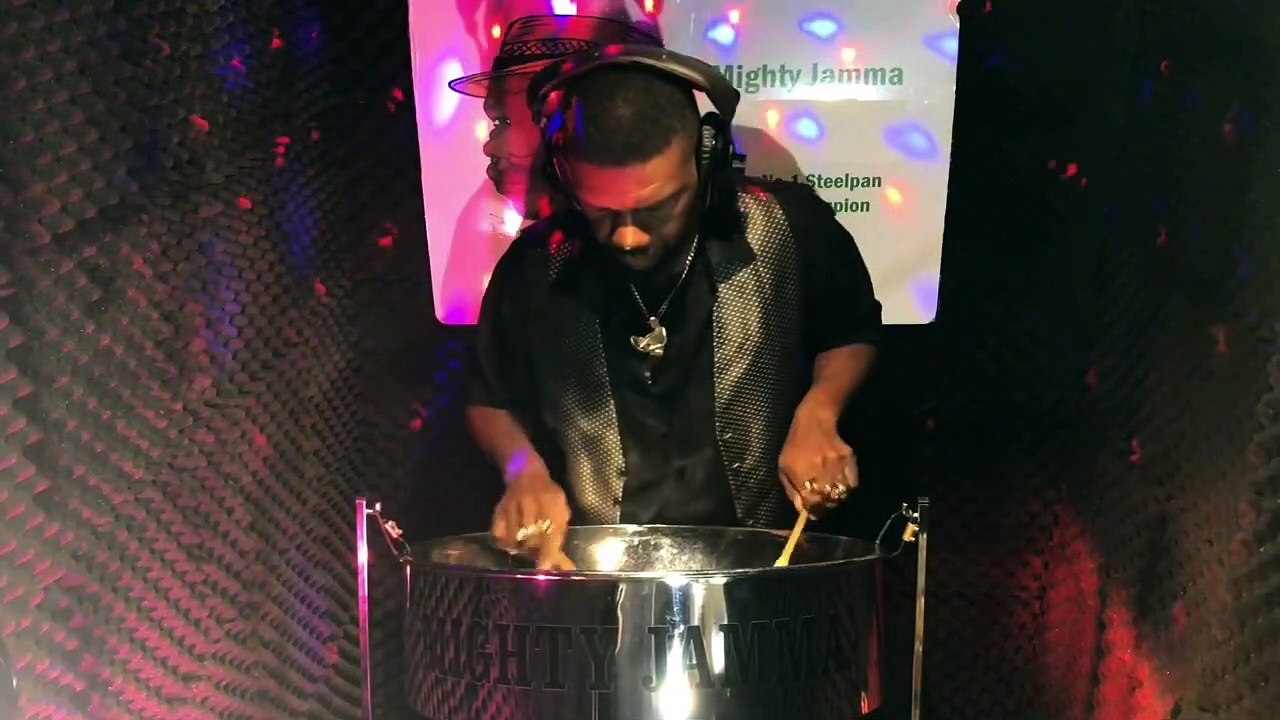 BIRMINGHAM WESTMIDLANDS WEDDING AND BIRTHDAY PARTY'S BBQ STEELBAND HIRE