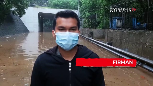 Banjir di Terowongan Tol Cawang, Akses Jalan Lumpuh Total