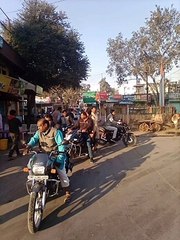 कांग्रेश के बंद का मिलाजुला असर, साप्ताहिक अवकाश ने की मदद