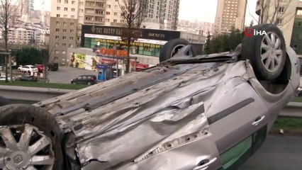 Kısıtlama günü boş yolda takla attı