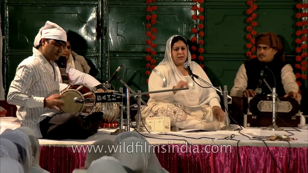 Sufi singer Ragini Rainu _ India's new sufi sensation