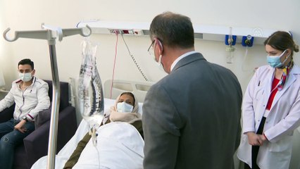 İZMİR - Suriyeli kadın, doğum gününde oğlundan yapılan karaciğer nakliyle hayata tutundu
