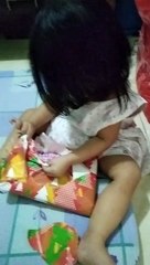 Babygirl open her presents