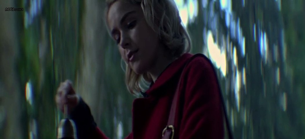 Chilling adventures of sabrina season 1 episode 1 dailymotion deals