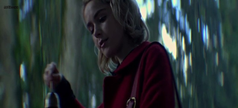 Chilling Adventures of Sabrina Season 1 Episode 1 / Chilling Adventures of Sabrina S01E01 / Chilling Adventures of Sabrina