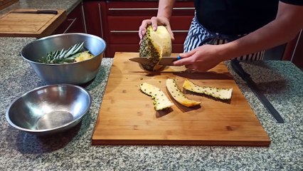 CÓMO PELAR Y CORTAR UNA PIÑA COMO UN PROFESIONAL