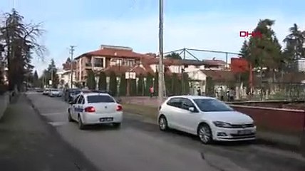 Polis anonsunu duyunca kaçtılar