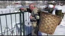 Bartın’da kar yağışının ardından dev buz sarkıtları oluştu