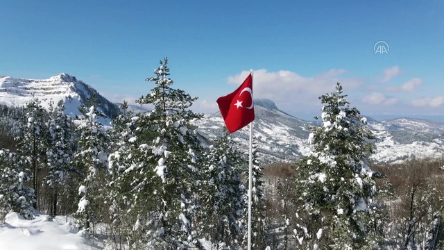 KASTAMONU - Drone - Karla kaplı Küre Dağları görsel şölen sunuyor