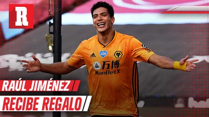 Raúl Jiménez recibió un gran de regalo de parte de su amigo Cinta de Oro