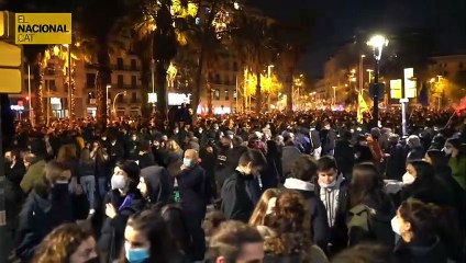 Vista panoràmica de tota la Plaça Universitat  i Gran Via / Marc Ortín