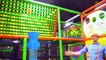 Blippi Español visita un patio de juegos cubierto Parte 2 |Nuevo Video! Videos Educativos para Niños