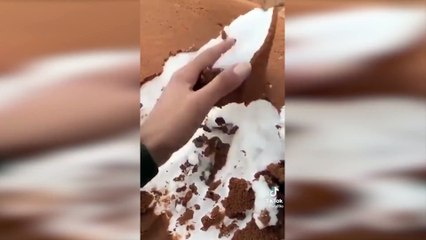 Çöle yağan kar kumla kaplanırsa...