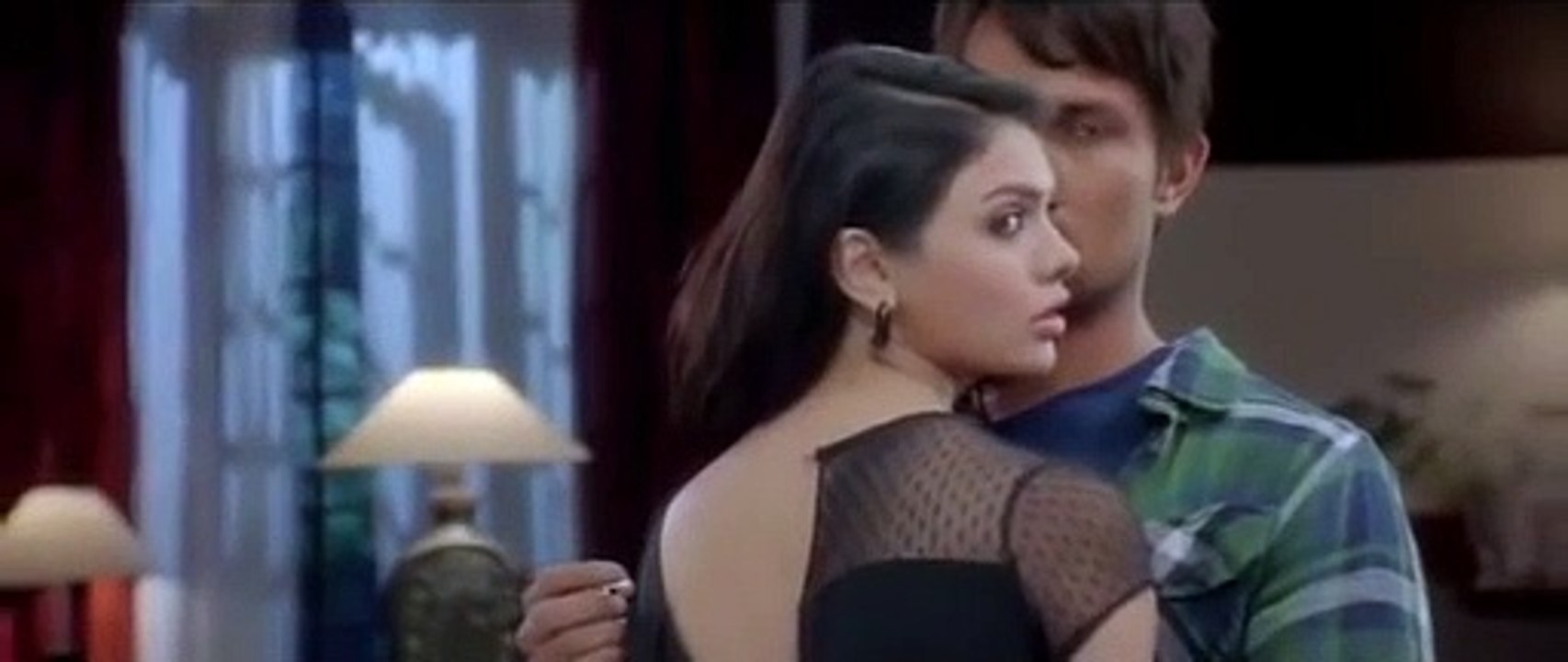 Bollywood Actress unseen hot scenes_l