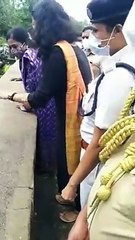 வந்து 4 நாட்கள்தான் ஆகுது.. ஒவ்வொரு நகர்விலும் மக்களுக்கான ஆளுநர் என நிரூபிக்கும் தமிழிசை!