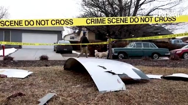 Etats-Unis : un avion en feu sème des débris sur des quartiers de Denver