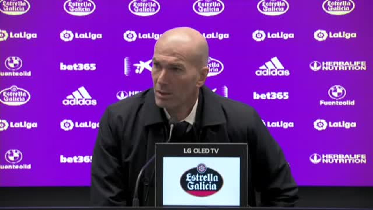 Zidane: "No vamos a arriesgar con Benzemá, si no puede estar contra el Atalanta, no estará"