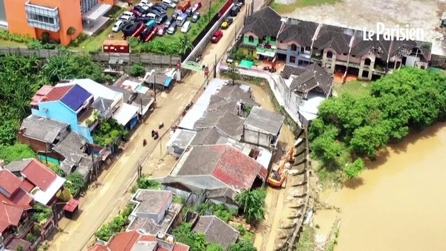 Après les inondations meurtrières, Jakarta nettoie ses rues envahies par la boue