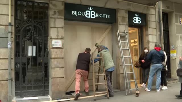 Los disturbios en Barcelona dejan daños valorados en casi 900.000 euros