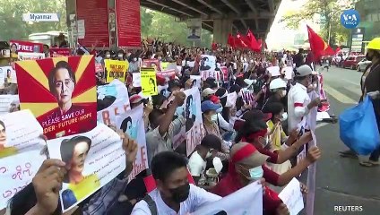 Myanmar’da Binlerce Kişi Yine Sokaklarda