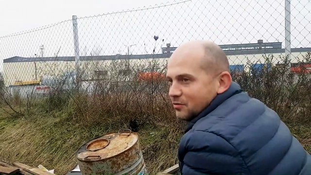 Подобрал бездомного щенка и привёз на черничный хутор. Почему щенок девочка лучше ,чем кобель