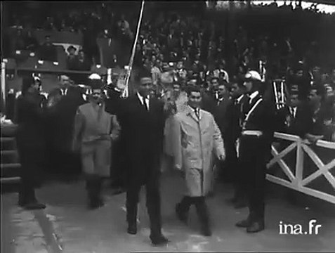 Algérie-Bulgarie (2-1) : Premier match de l'Algérie indépendante en 1963 !