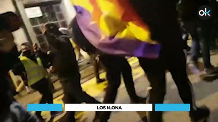 Los Mossos intentan dispersar a los violentos pro-Hasél en la Via Laietana de Barcelona