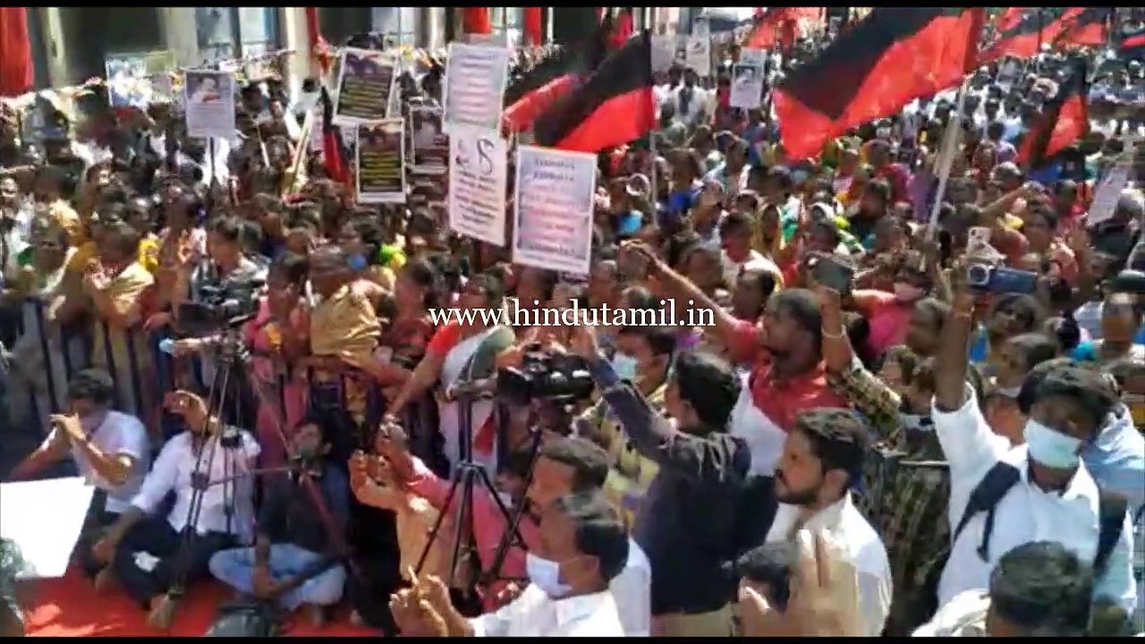 திமுக சார்பில் சென்னை கிழக்கு மற்றும் வடக்கு மாவட்டம் இணைந்து பெட்ரோல், டீசல் மற்றும் சமையல் எரிவாயு சிலிண்டர் விலையை கடுமையாக உயர்த்திய மத்திய மாநில அரசுகளை கண்டித்து மாபெரும் கண்டன ஆர்ப்பாட்டம்!