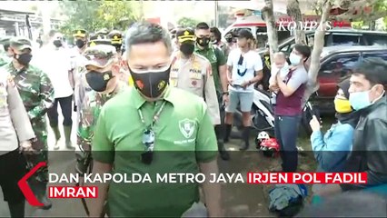 Pangdam Jaya dan Kapolda Kompak Evakuasi Korban Tanggul Citarum Jebol