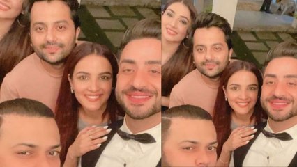 Bigg Boss 14 Finale; Aly  Jasmin ने खिंचवाई दोस्तों संग सेल्फी; ऐसे किया Jasly ने एंजॉय | FilmiBeat