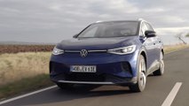 Volkswagen ID.4 in Blue dusk Driving Video