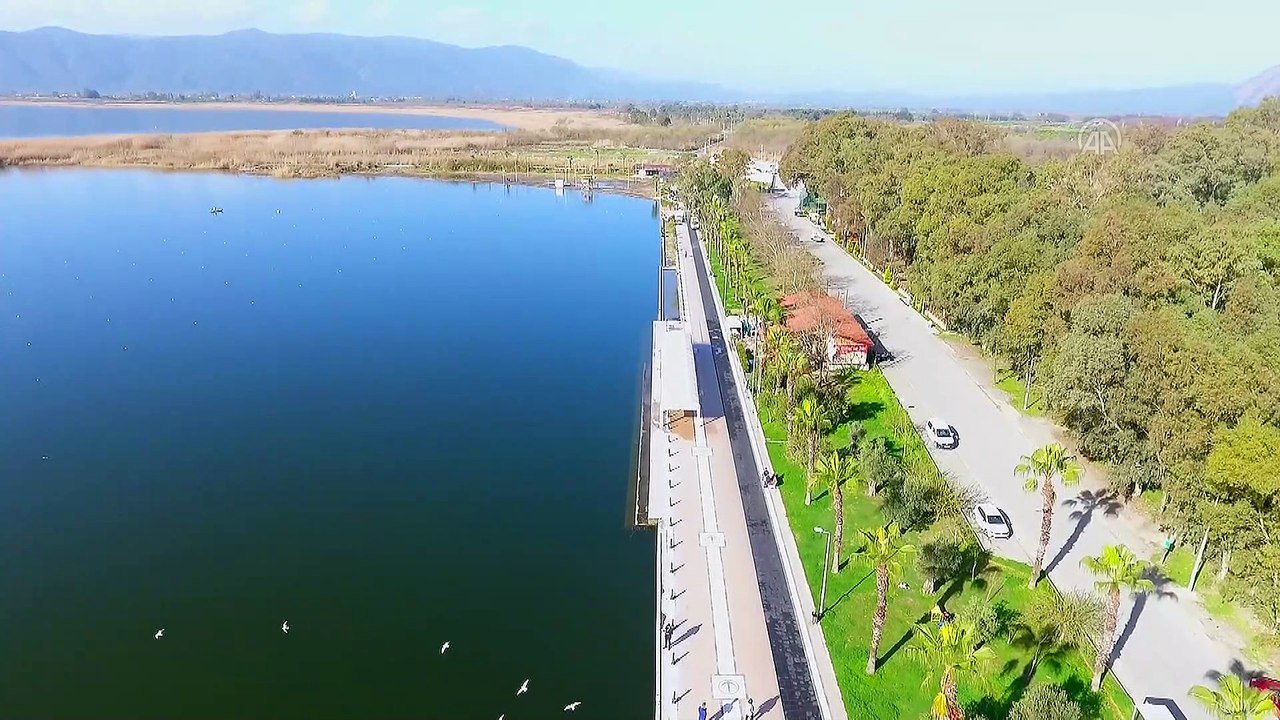 MUĞLA - Köyceğiz Gölü, kano ve kürek takımlarının vazgeçilmez adresi oldu