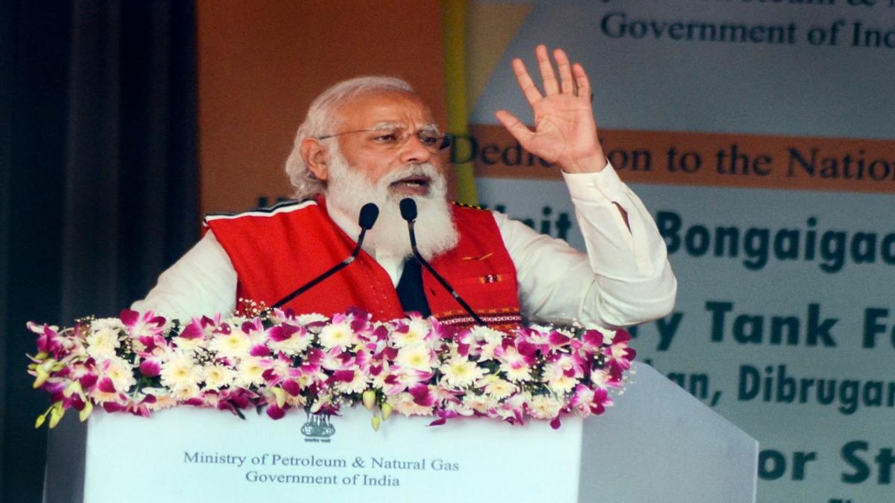 Political connection of PM Modi's program in Ho...