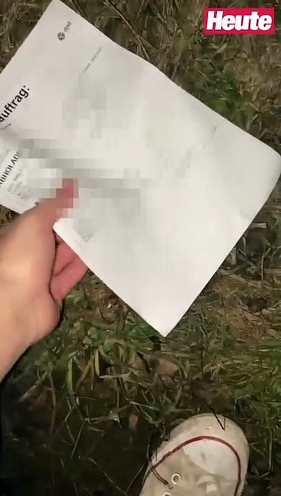 DPD-Zettel mit Kunden-Adressen in Favoriten ausgestreut