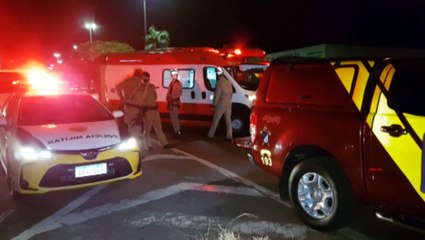 Jovem é resgatada pelo Corpo de Bombeiros no Viaduto da Avenida Barão do Rio Branco