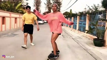 สามีสอนมากับมือ ! หน่อย บุษกร โชว์ลีลาสุดพลิ้วบนสเกตบอร์ด ปังมากแม่