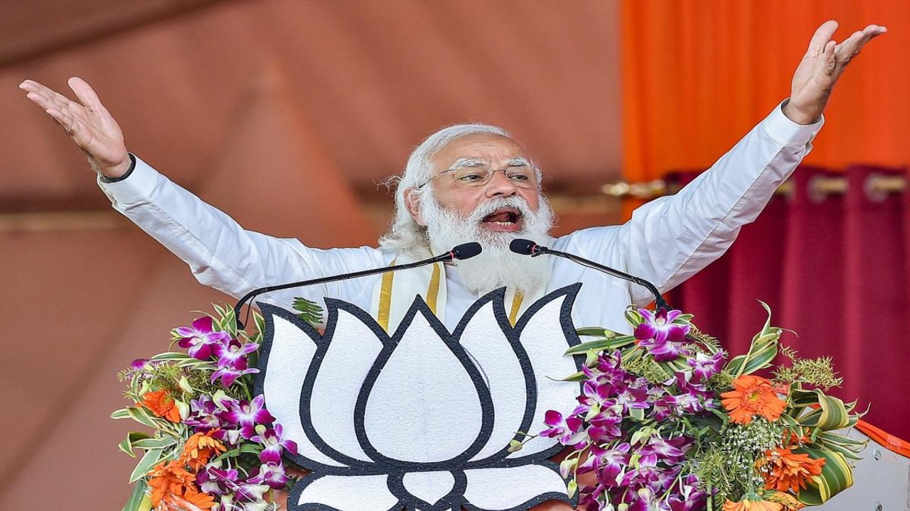 Modi attacks Mamata over neglecting Bengal' historical areas