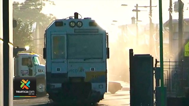 tn7-usuarios-de-tren-ya-pueden-viajar-de-pie-220221