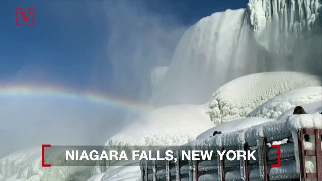 Niagara Falls Freezes With Incredible Spectacle of Ice and Rainbows